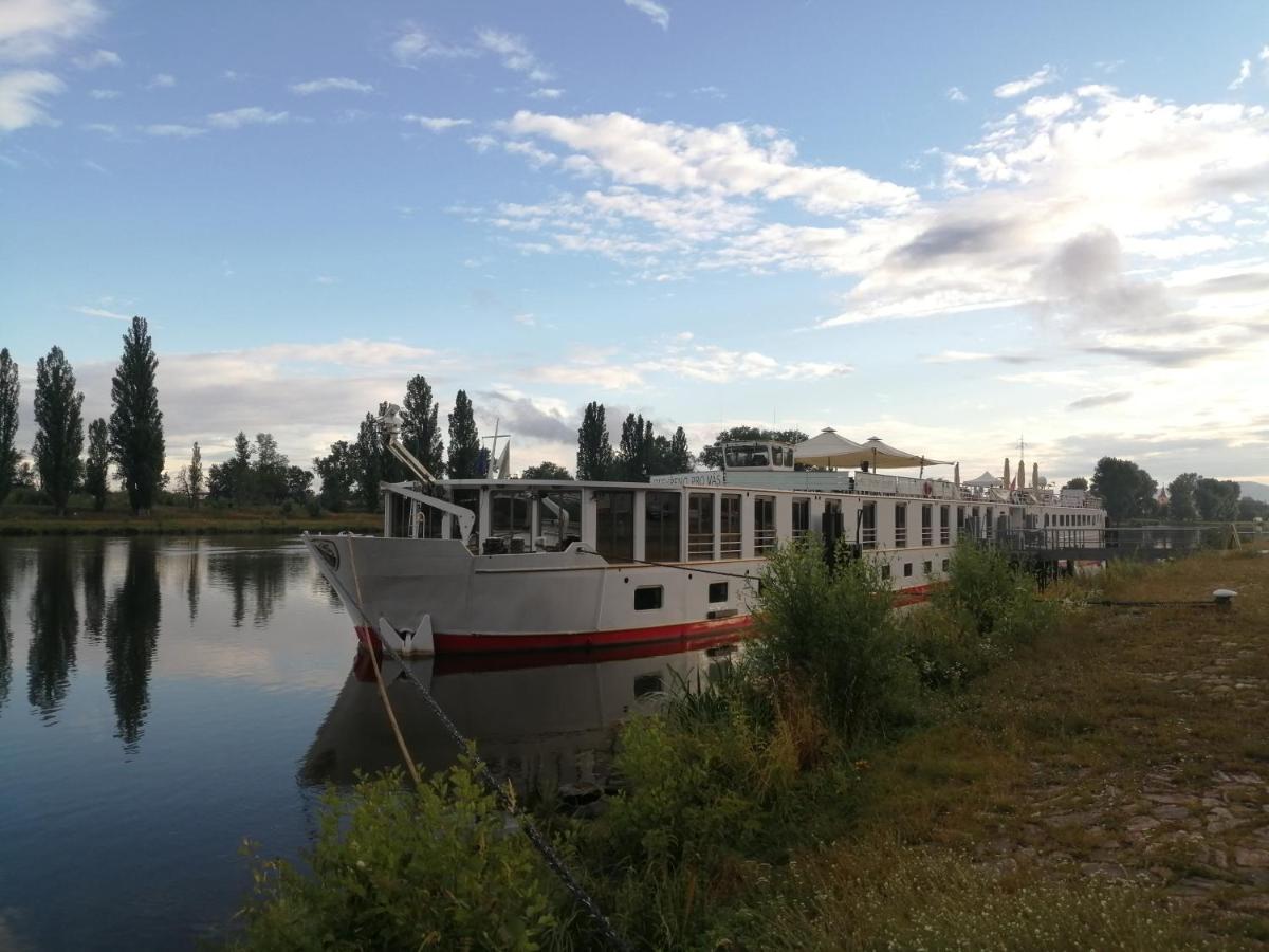 Florentina Boat Litoměřice Exteriör bild