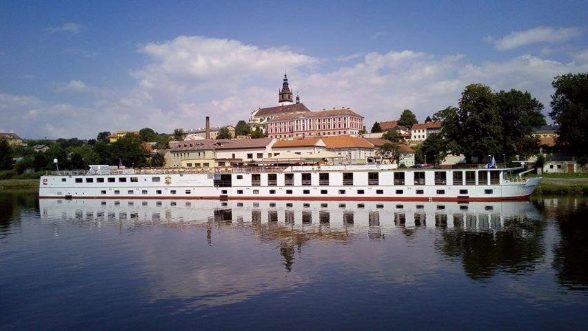 Florentina Boat Litoměřice Exteriör bild